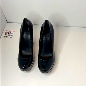 Ladies shoes